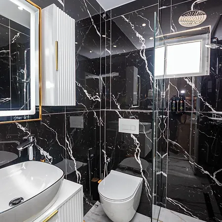 Otel Murati 4*